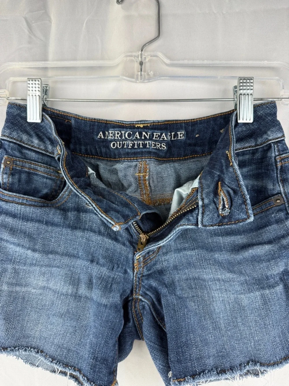 American Eagle Outfitter Women’s Size 0 Dark Blue Denim Cutoff 5 pocket Shorts